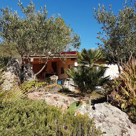 Agatha Villa *